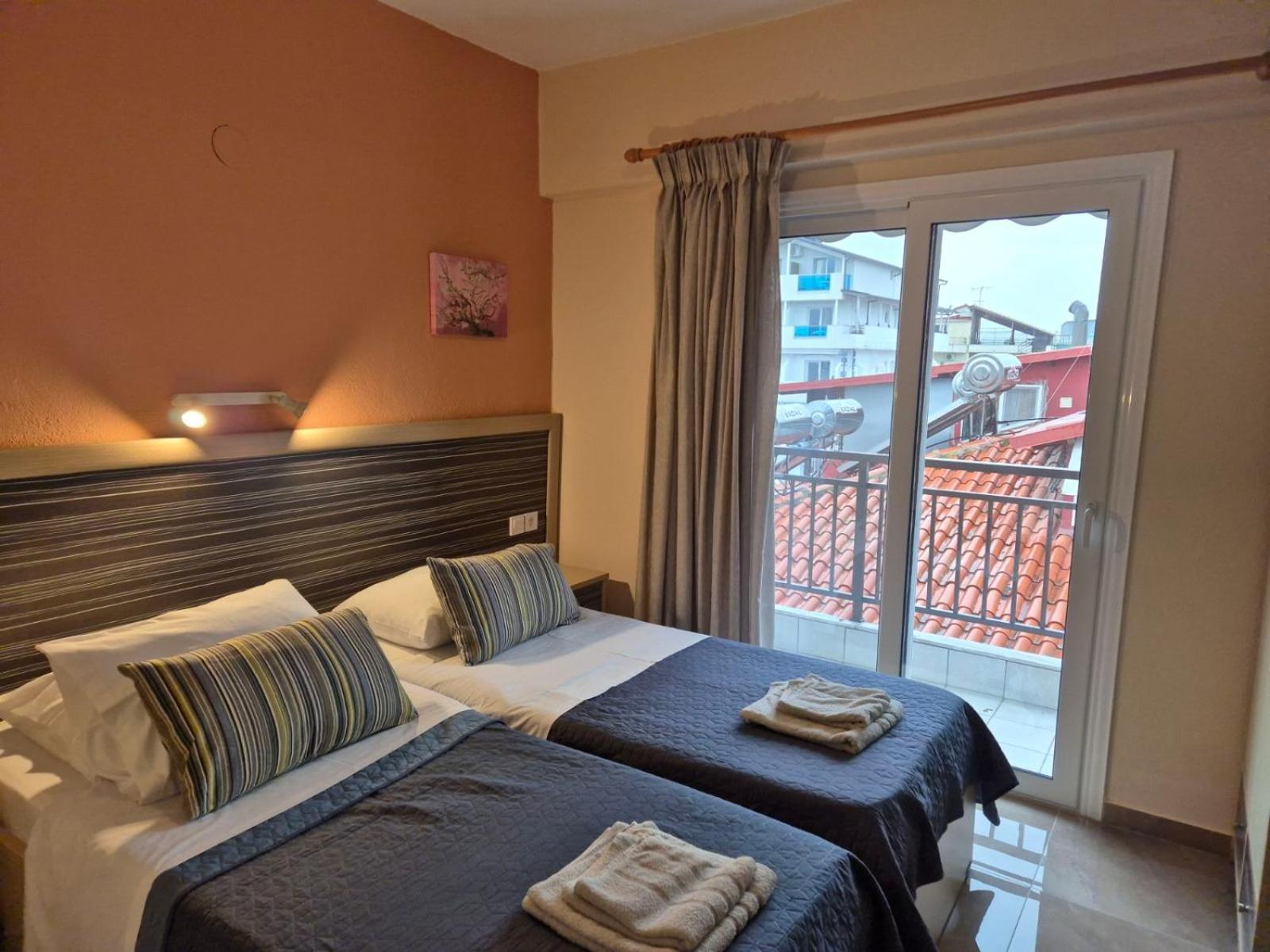 Villa Odyssia Paralia Katerinis Luaran gambar